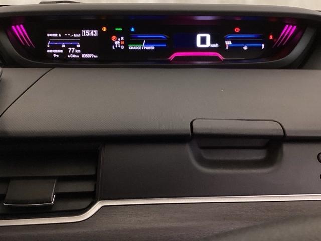 フリードハイブリッド ハイブリッド・Ｇブラックスタイル　いまコレ＋新品・フロアカーペットマット付　光触媒抗菌消臭施工済　ブレーキサポート　左右電動スライドドア　ＵＳＢ　リアカメラ　前席シートヒーター　イモビ　助手席エアバッグ　地デジ　ＶＳＡ　クルコン（12枚目）