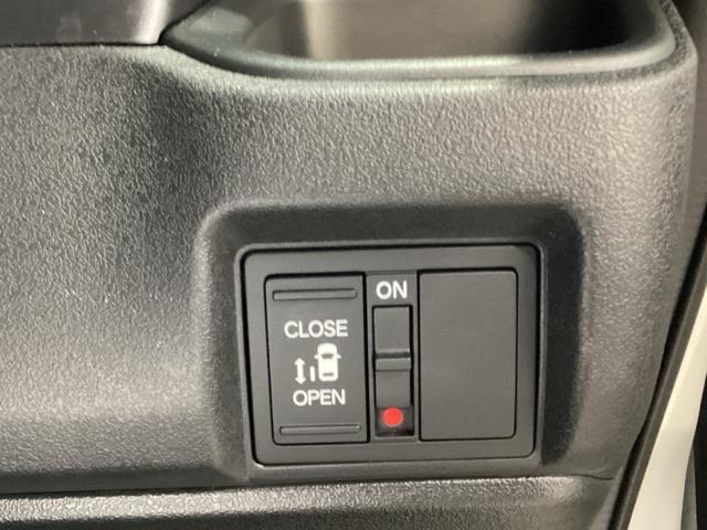 N-BOXカスタム ベースグレード 純正メモリーナビ 純正アルミホイール バックカメラ シートヒーター SOS通報ボタン ETC 片側電動スライドドア 前後ドライブレコーダー 障害物センサー ホンダセンシング 4WD フルセグテレビ(16枚目)