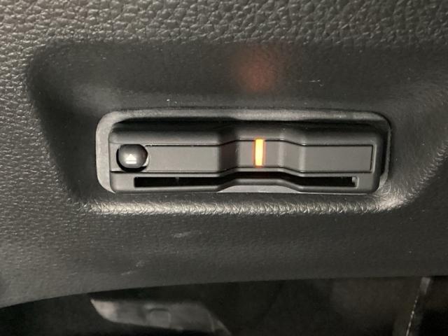 フィット ベーシック　純正メモリーナビ　ＥＴＣ　障害物センサー　サイドカーテンエアバック　サイドエアバッグ　ＬＥＤヘッドライト　４ＷＤ　ホンダセンシング　誤発進抑制機能　ＶＳＡ　フルセグＴＶ　ソナー　クルコン　スマートキー（14枚目）