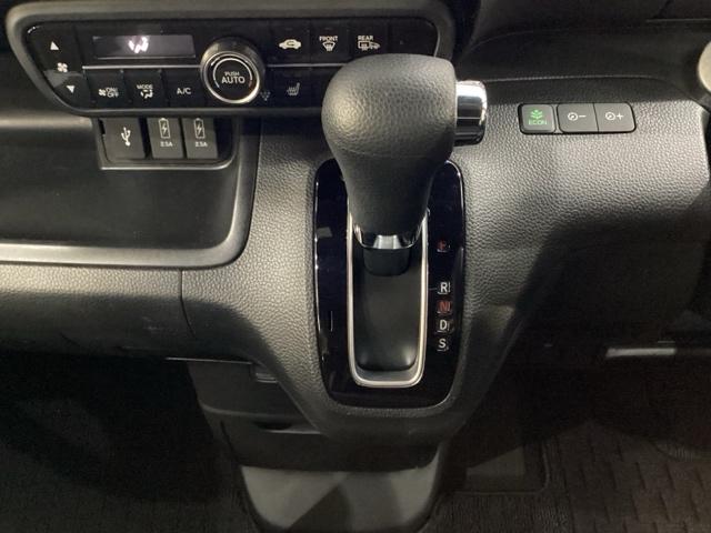 Ｎ－ＢＯＸカスタム Ｌ　いまコレ＋新品・フロアカーペットマット付　純正メモリーナビ　バックカメラ　障害物センサー　シートヒーター　両側電動スライドドア　ＥＴＣ　ドライブレコーダー　純正エンジンスターター　ホンダセンシング（10枚目）