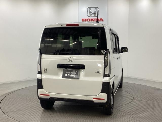 Ｎ－ＢＯＸジョイ ベースグレード　中古スタッドレスタイヤ　純正メモリーナビ　ドライブレコーダー前後装着＋ＥＴＣ付　当社デモカー　片側電動スライドドア　シートヒーター　障害物センサー　バックカメラ　ＳＯＳ通報ボタン　Ｒカメラ　ＶＳＡ（5枚目）