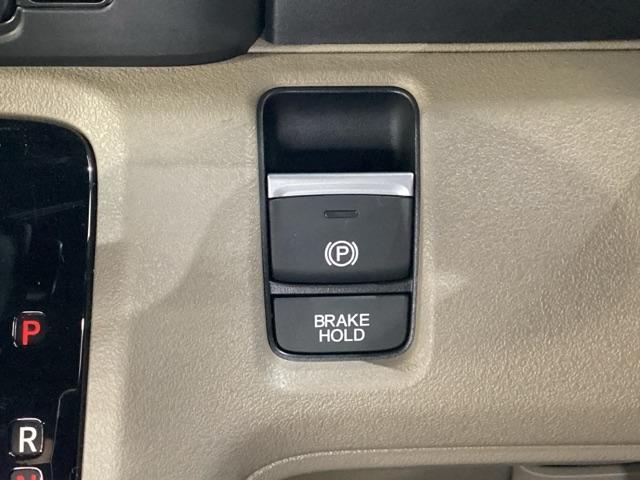 Ｎ－ＢＯＸジョイ ベースグレード　中古スタッドレスタイヤ　純正メモリーナビ　ドライブレコーダー前後装着＋ＥＴＣ付　当社デモカー　片側電動スライドドア　シートヒーター　障害物センサー　バックカメラ　ＳＯＳ通報ボタン　Ｒカメラ　ＶＳＡ（12枚目）