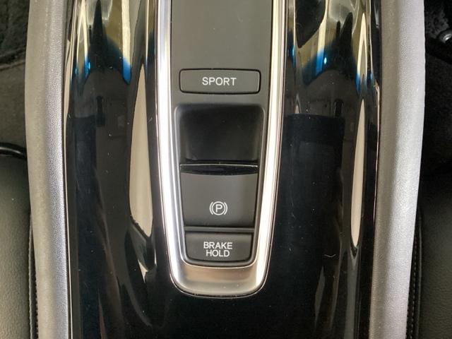 ヴェゼル ハイブリッドＺ・ホンダセンシング　いまコレ＋新品・ドライブレコーダー付　光触媒抗菌消臭施工済　Ｂモニター　ドラレコ付　サイドエアバッグ　ＵＳＢポート　ＶＳＡ　ＬＥＤヘッドランプ　シ－トヒ－タ－　ＡＣ　クルーズコントロール　フルセグ（11枚目）