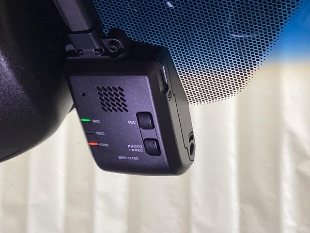 ヴェゼル ハイブリッドＺ・ホンダセンシング　いまコレ＋新品・ドライブレコーダー付　光触媒抗菌消臭施工済　Ｂモニター　ドラレコ付　サイドエアバッグ　ＵＳＢポート　ＶＳＡ　ＬＥＤヘッドランプ　シ－トヒ－タ－　ＡＣ　クルーズコントロール　フルセグ（20枚目）