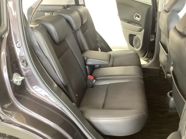 ヴェゼル ハイブリッドＺ・ホンダセンシング　いまコレ＋新品・ドライブレコーダー付　光触媒抗菌消臭施工済　Ｂモニター　ドラレコ付　サイドエアバッグ　ＵＳＢポート　ＶＳＡ　ＬＥＤヘッドランプ　シ－トヒ－タ－　ＡＣ　クルーズコントロール　フルセグ（25枚目）