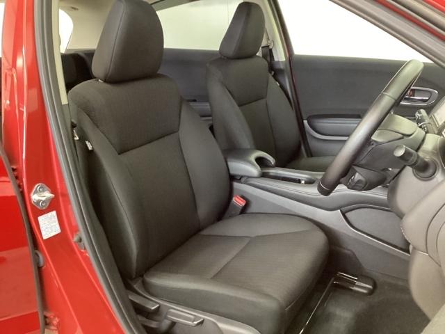 ヴェゼル Ｘ・ホンダセンシング　光触媒抗菌消臭施工済　シートヒーター　ＥＴＣ　ワンセグＴＶ　ＬＥＤヘッドランプ　オートクルーズコントロール　ＵＳＢ　リアカメラ　イモビライザー　横滑り防止　オートエアコン　アイドリングストップ　ＡＢＳ（20枚目）