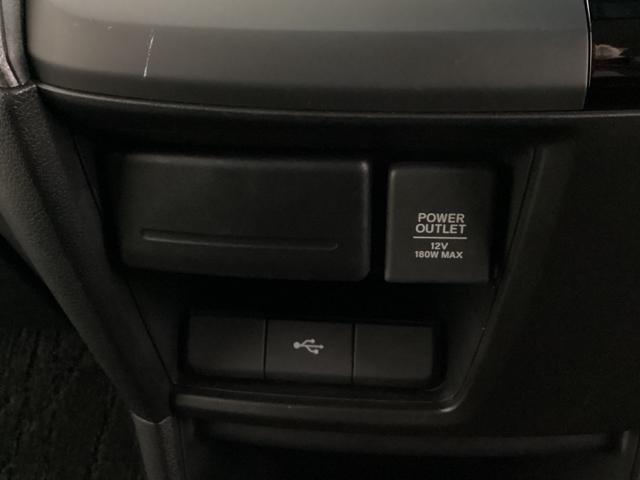 ステップワゴンスパーダ スパーダホンダセンシング　いまコレ＋新品・ドライブレコーダー付　光触媒抗菌消臭施工済　衝突被害軽減装置　ＬＥＤヘッドライ　リアエアコン　バックモニター　エアコン　ＶＳＡ　地デジフルセグ　ＵＳＢ　ナビＴＶ　ＤＶＤ再生　ターボ車（22枚目）