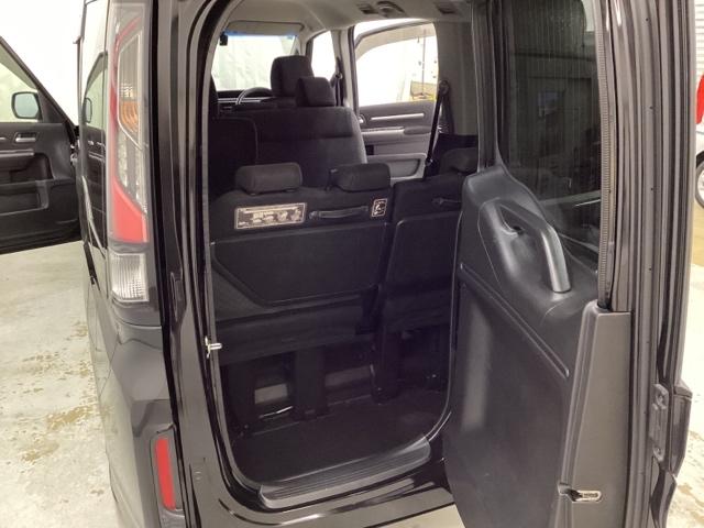 ステップワゴンスパーダ スパーダホンダセンシング　いまコレ＋新品・ドライブレコーダー付　光触媒抗菌消臭施工済　衝突被害軽減装置　ＬＥＤヘッドライ　リアエアコン　バックモニター　エアコン　ＶＳＡ　地デジフルセグ　ＵＳＢ　ナビＴＶ　ＤＶＤ再生　ターボ車（30枚目）