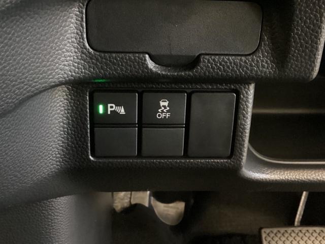 N-BOXカスタム L 光触媒抗菌消臭施工済 障害物センサー シートヒーター Iストップ Bモニター LEDランプ フルオートエアコン パーキングセンサー クルーズコントロール キーレスエントリー パワーウィンドウ 4WD(18枚目)