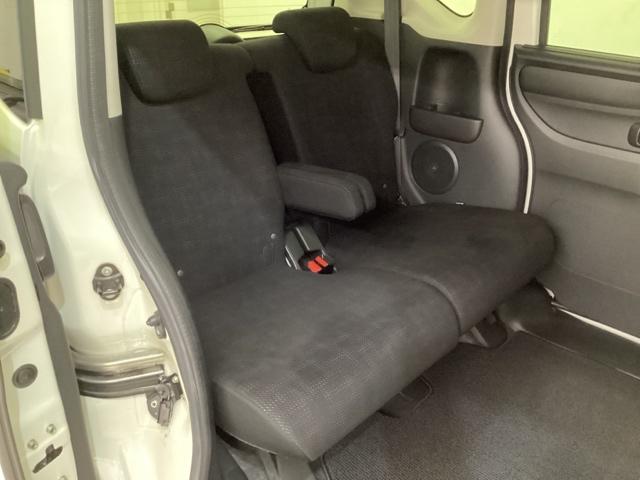 Ｎ－ＢＯＸ ＧＳＳパッケージ　光触媒抗菌消臭施工済　シートヒーター　ＥＴＣ　１セグＴＶ　アイドリングストップ機能　ナビテレビ　スマートキー＆プッシュスタート　フルオートエアコン　リヤカメラ　キーフリー　ＥＳＣ　ＡＢＳ　４ＷＤ（18枚目）