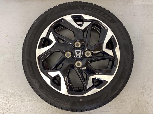 Ｎ－ＷＧＮカスタム Ｌ・ターボ　中古スタッドレスタイヤ、純正メモリーナビ、ドライブレコーダー前後装着＋ＥＴＣ付　当社デモカー　１オーナー　ターボ車　盗難防止システム　ベンチシート　ＬＥＤ　コーナーセンサー　横滑り防止機能　ＤＶＤ再生（3枚目）