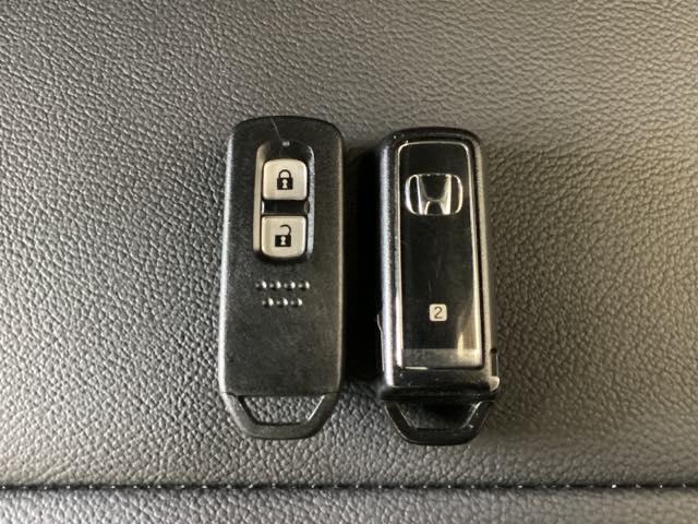 Ｎ－ＷＧＮカスタム Ｌ・ターボ　中古スタッドレスタイヤ、純正メモリーナビ、ドライブレコーダー前後装着＋ＥＴＣ付　当社デモカー　１オーナー　ターボ車　盗難防止システム　ベンチシート　ＬＥＤ　コーナーセンサー　横滑り防止機能　ＤＶＤ再生（18枚目）