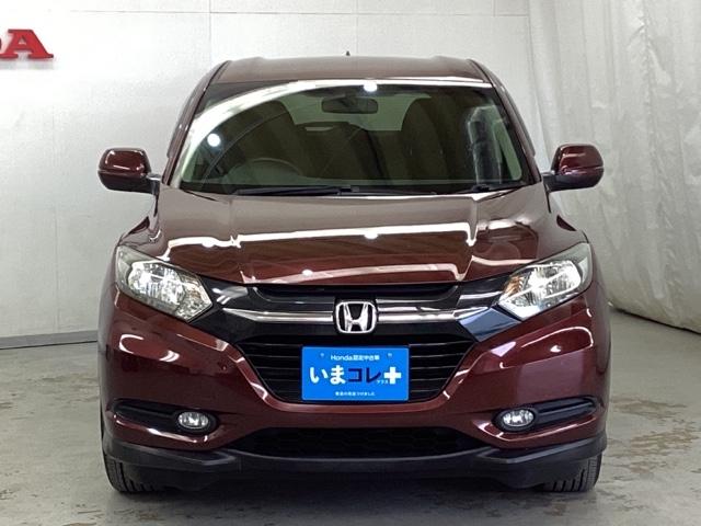 ヴェゼル Ｇ　いまコレ＋新品・フロアカーペットマット付　光触媒抗菌消臭施工済　ＶＳＡ　リアカメラ　ＡＢＳ　エアコン　パワーウィンドウ　パワーステアリング　ＵＳＢ　エアバッグ　盗難防止システム　スマートキー　４ＷＤ車（4枚目）