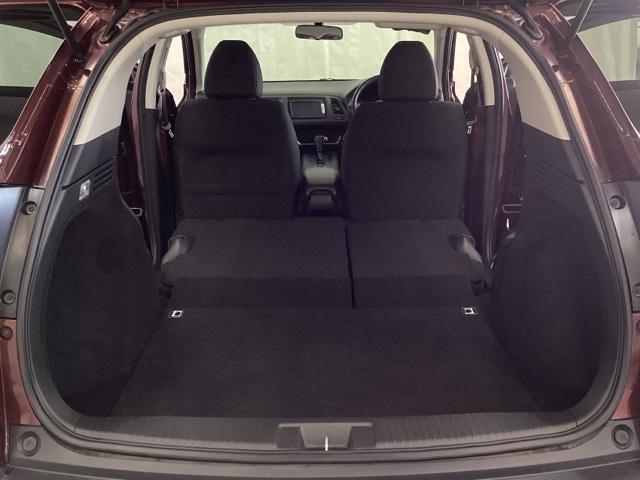 ヴェゼル Ｇ　いまコレ＋新品・フロアカーペットマット付　光触媒抗菌消臭施工済　ＶＳＡ　リアカメラ　ＡＢＳ　エアコン　パワーウィンドウ　パワーステアリング　ＵＳＢ　エアバッグ　盗難防止システム　スマートキー　４ＷＤ車（22枚目）