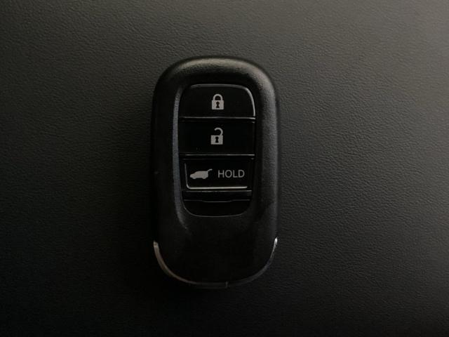 ヴェゼル ｅ：ＨＥＶＺ　いまコレ＋新品・リモコンエンジンスターター付　光触媒抗菌消臭施工済　ＥＴＣ装備　パワーリアゲート　スマートキ－　キーフリーシステム　ＵＳＢポート　ドラレコ付き　アクティブクルーズ　ＬＥＤライト　Ｂカメ（18枚目）