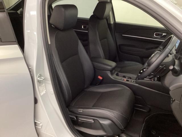 ヴェゼル ｅ：ＨＥＶＺ　いまコレ＋新品・リモコンエンジンスターター付　光触媒抗菌消臭施工済　ＥＴＣ装備　パワーリアゲート　スマートキ－　キーフリーシステム　ＵＳＢポート　ドラレコ付き　アクティブクルーズ　ＬＥＤライト　Ｂカメ（23枚目）