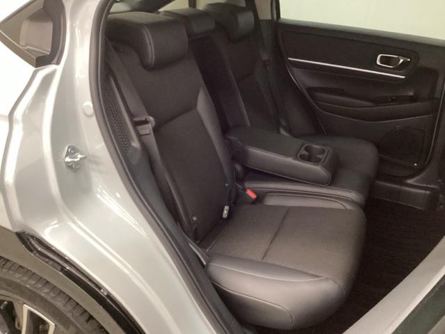 ヴェゼル ｅ：ＨＥＶＺ　いまコレ＋新品・リモコンエンジンスターター付　光触媒抗菌消臭施工済　ＥＴＣ装備　パワーリアゲート　スマートキ－　キーフリーシステム　ＵＳＢポート　ドラレコ付き　アクティブクルーズ　ＬＥＤライト　Ｂカメ（25枚目）