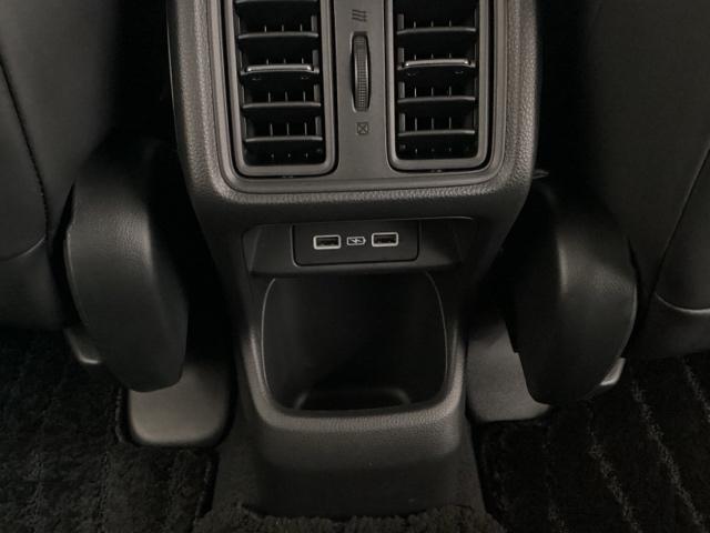 ヴェゼル ｅ：ＨＥＶＺ　いまコレ＋新品・リモコンエンジンスターター付　光触媒抗菌消臭施工済　ＥＴＣ装備　パワーリアゲート　スマートキ－　キーフリーシステム　ＵＳＢポート　ドラレコ付き　アクティブクルーズ　ＬＥＤライト　Ｂカメ（26枚目）