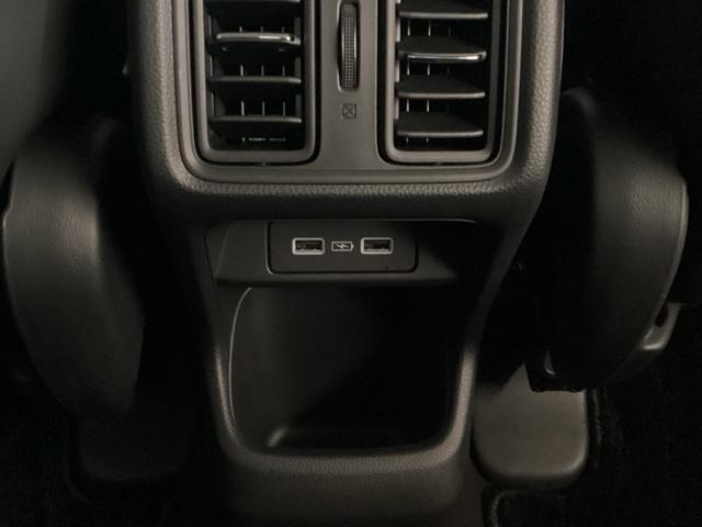 ヴェゼル ｅ：ＨＥＶＺ　いまコレ＋新品・リモコンエンジンスターター付　光触媒抗菌消臭施工済　ＥＴＣ装備　パワーリアゲート　スマートキ－　キーフリーシステム　ＵＳＢポート　ドラレコ付き　アクティブクルーズ　ＬＥＤライト　Ｂカメ（28枚目）