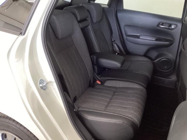 フィット ｅ：ＨＥＶホーム　中古スタッドレスタイヤ・純正メモリーナビ・ドライブレコーダー前後装着＋ＥＴＣ付　当社デモカー　レーダークルーズコントロール　踏み間違い防止装置　Ｂｌｕｅｔｏｏｔｈ対応　ＵＳＢポート　ＤＶＤ　キーフリー（26枚目）