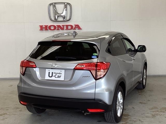 ヴェゼル Ｘ・ホンダセンシング　光触媒抗菌消臭施工済　ドラレコ　シートヒーター　ＥＴＣ　ミュージックプレイヤー接続可　ＬＥＤヘッドランプ　リアカメラ　イモビライザー　オートクルーズコントロール　ＵＳＢ　ブルートゥース　オートエアコン（3枚目）