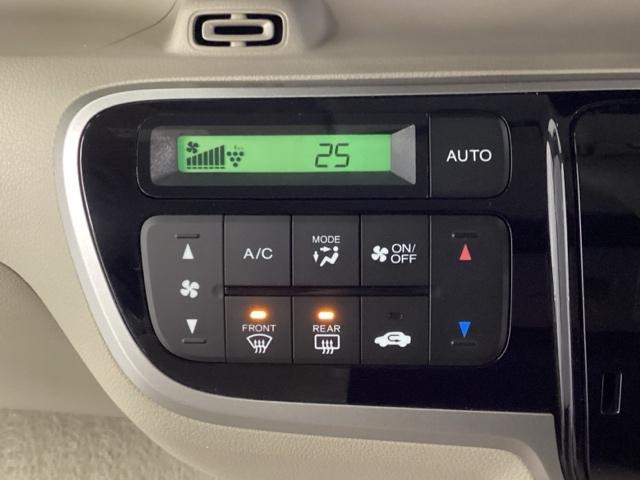 �Z���N�g���o�[�̍���Ƀv���Y�}�N���X�^�[�t���E�I�[�g�G�A�R�������Ă܂��̂ŁA���D�݂̉��x���Z�b�g���邾���ŕ��̋����╗�ʂ������Œ������܂��B�X�C�b�`���ȒP����ŉ��K�ɉ߂����܂��B