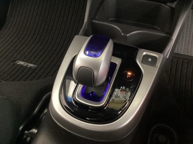 Ｓパッケージ　・ハイブリッド車・純正メモリーナビ・フルセグＴＶ・Ｂｌｕｅｔｏｏｔｈ接続・ＵＳＢ端子・リモコンエンジンスターター・ＥＴＣ・バックモニター・純正アルミホイール・ＬＥＤヘッドライト・チップアップシート（画像8）