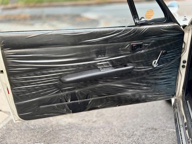 １１７クーペ ＸＣ　純正マッドガード　ナルディステアリング　ＲＳワタナベホイル　社外ＬＥＤライト　ＳＵツインＯ／Ｈ　ブレーキＯ／Ｈ　セルモーターＯ／Ｈ　ジェネレーターＯ／Ｈ　クーラーコンプレッサーＯ／Ｈ　燃料タンク交換（18枚目）