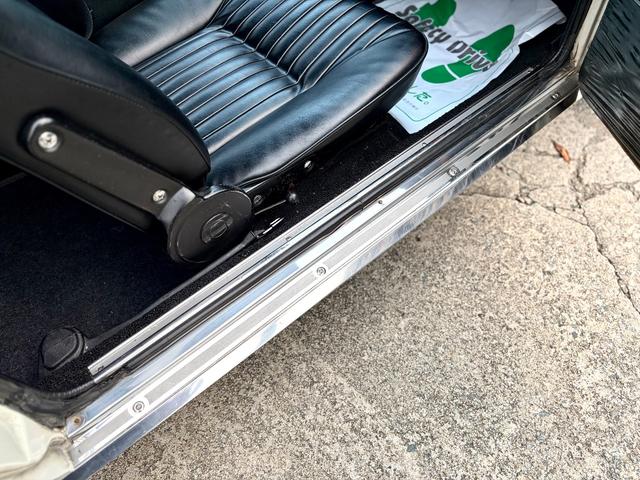 １１７クーペ ＸＣ　純正マッドガード　ナルディステアリング　ＲＳワタナベホイル　社外ＬＥＤライト　ＳＵツインＯ／Ｈ　ブレーキＯ／Ｈ　セルモーターＯ／Ｈ　ジェネレーターＯ／Ｈ　クーラーコンプレッサーＯ／Ｈ　燃料タンク交換（20枚目）