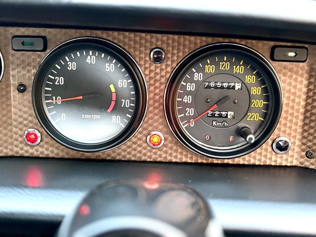 １１７クーペ ＸＣ　純正マッドガード　ナルディステアリング　ＲＳワタナベホイル　社外ＬＥＤライト　ＳＵツインＯ／Ｈ　ブレーキＯ／Ｈ　セルモーターＯ／Ｈ　ジェネレーターＯ／Ｈ　クーラーコンプレッサーＯ／Ｈ　燃料タンク交換（22枚目）