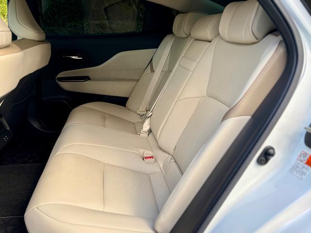 クラウンクロスオーバー Ｇアドバンスド・レザーパッケージ　禁煙車　４ＷＤ　純正２１インチアルミ　純正前後ドラレコ　ＥＴＣ２．０　パノラマモニター　デジタルインナーミラー　メモリー付電動本革シート　シートヒーター＋ベンチレーション　　ＡＣ１００Ｖ１５００Ｗ電源（17枚目）