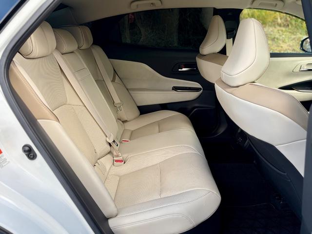 クラウンクロスオーバー Ｇアドバンスド・レザーパッケージ　禁煙車　４ＷＤ　純正２１インチアルミ　純正前後ドラレコ　ＥＴＣ２．０　パノラマモニター　デジタルインナーミラー　メモリー付電動本革シート　シートヒーター＋ベンチレーション　　ＡＣ１００Ｖ１５００Ｗ電源（22枚目）