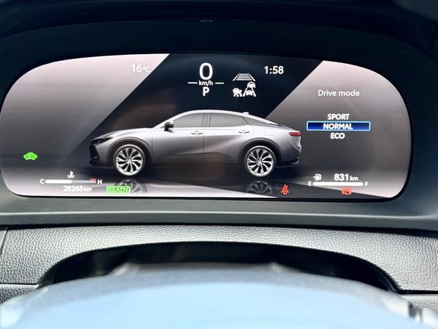 クラウンクロスオーバー Ｇアドバンスド・レザーパッケージ　禁煙車　４ＷＤ　純正２１インチアルミ　純正前後ドラレコ　ＥＴＣ２．０　パノラマモニター　デジタルインナーミラー　メモリー付電動本革シート　シートヒーター＋ベンチレーション　　ＡＣ１００Ｖ１５００Ｗ電源（37枚目）