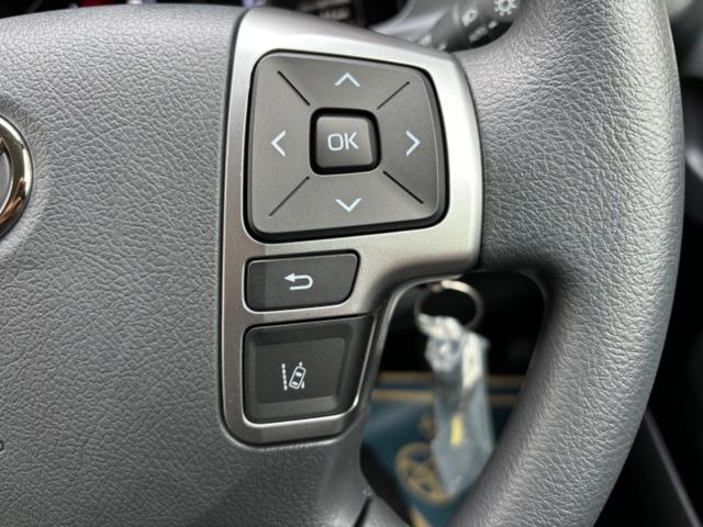 ハイエースバン ロングＤＸ　登録済未使用　９人乗　４ＷＤ　助手席エアバック　リヤヒーター　リアクーラー　プライバシーガラス　クローザー　バックカメラインナーミラー　トヨタセーフティーセンス　クリアランスソナー　ＡＣ１００Ｖ電源（25枚目）