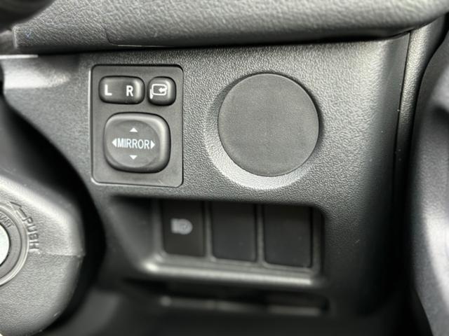 ハイエースバン ロングＤＸ　登録済未使用　９人乗　４ＷＤ　助手席エアバック　リヤヒーター　リアクーラー　プライバシーガラス　クローザー　バックカメラインナーミラー　トヨタセーフティーセンス　クリアランスソナー　ＡＣ１００Ｖ電源（27枚目）