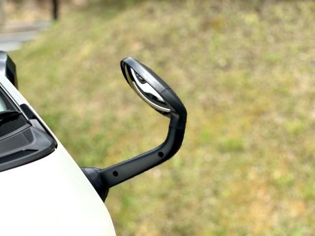 ハイエースバン ロングＤＸ　登録済未使用　９人乗　４ＷＤ　助手席エアバック　リヤヒーター　リアクーラー　プライバシーガラス　クローザー　バックカメラインナーミラー　トヨタセーフティーセンス　クリアランスソナー　ＡＣ１００Ｖ電源（49枚目）