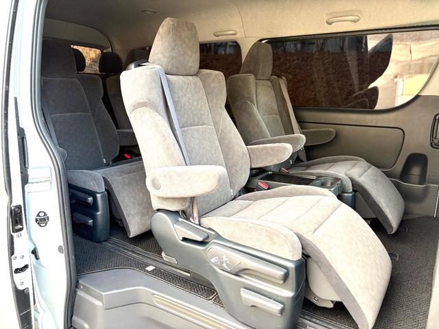 ハイエースワゴン GLファインテックツアラー 特装車 禁煙車 寒冷地仕様 純正15インチアルミ LEDヘッドライト+LEDフォグ 両側パワースライド 前後カメラドラレコ デジタルインナーミラー 純正リモスタ 7インチメモリーナビ 12インチフリップダウン(22枚目)