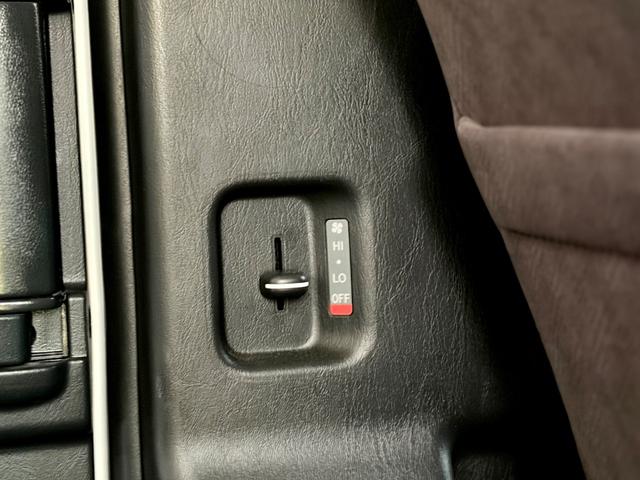 ハイエースワゴン GLファインテックツアラー 特装車 禁煙車 寒冷地仕様 純正15インチアルミ LEDヘッドライト+LEDフォグ 両側パワースライド 前後カメラドラレコ デジタルインナーミラー 純正リモスタ 7インチメモリーナビ 12インチフリップダウン(42枚目)