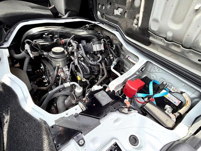 ハイエースワゴン GLファインテックツアラー 特装車 禁煙車 寒冷地仕様 純正15インチアルミ LEDヘッドライト+LEDフォグ 両側パワースライド 前後カメラドラレコ デジタルインナーミラー 純正リモスタ 7インチメモリーナビ 12インチフリップダウン(56枚目)