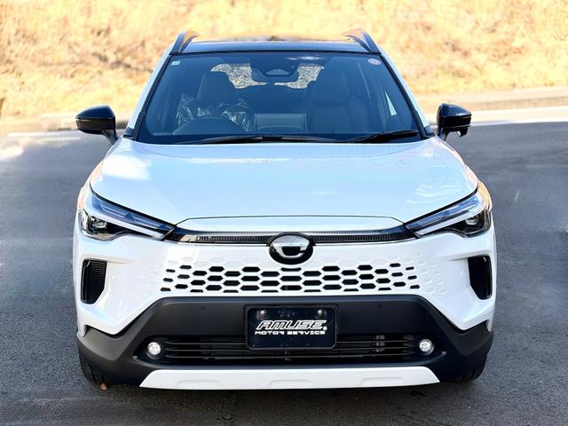 カローラクロス ハイブリッド　Ｚ　登録済未使用　４ＷＤ　寒冷地仕様パノラマルーフ　１０．５インチディスプレイオーディオＰＬＵＳ　フルセグ　ＡＣ１００Ｖ１５００Ｗ電源　本革パワーシート　シートヒーター＋ベンチレーション＋ハンドルヒーター（3枚目）