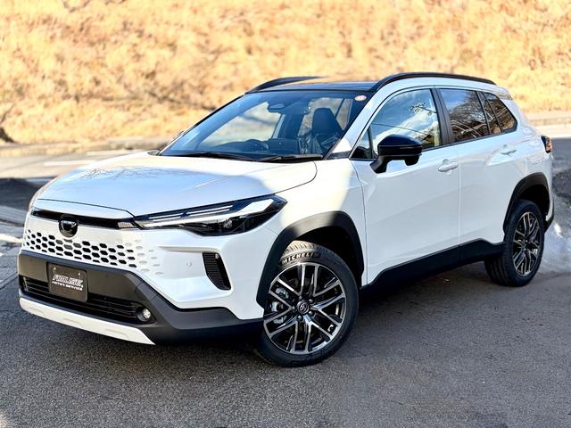 カローラクロス ハイブリッド　Ｚ　登録済未使用　４ＷＤ　寒冷地仕様パノラマルーフ　１０．５インチディスプレイオーディオＰＬＵＳ　フルセグ　ＡＣ１００Ｖ１５００Ｗ電源　本革パワーシート　シートヒーター＋ベンチレーション＋ハンドルヒーター（5枚目）