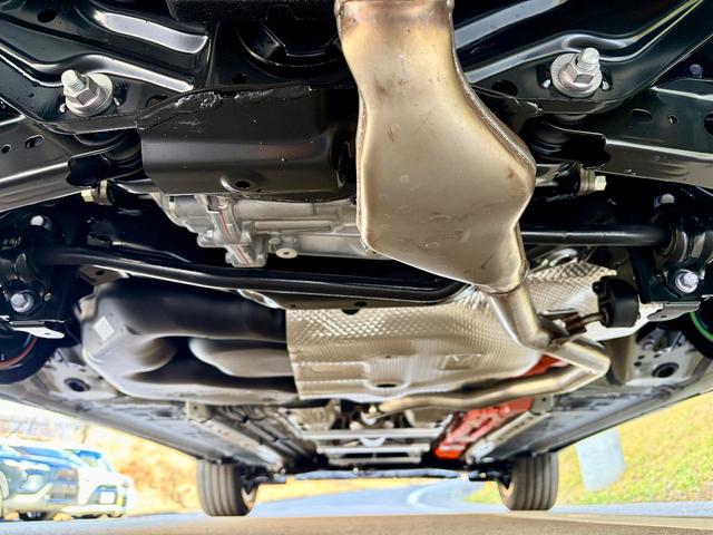 カローラクロス ハイブリッド　Ｚ　登録済未使用　４ＷＤ　寒冷地仕様パノラマルーフ　１０．５インチディスプレイオーディオＰＬＵＳ　フルセグ　ＡＣ１００Ｖ１５００Ｗ電源　本革パワーシート　シートヒーター＋ベンチレーション＋ハンドルヒーター（57枚目）