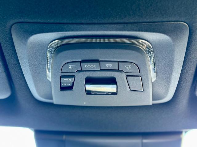カローラクロス ハイブリッド　Ｚ　登録済未使用　４ＷＤ　寒冷地仕様　パノラマルーフ　トヨタチームメイト　ディスプレイオーディオＰＬＵＳ　パノラマビュー　ＡＣ１００Ｖ１５００Ｗ電源　本革シートヒーター＋ベンチレーション＋ハンドルヒーター（34枚目）