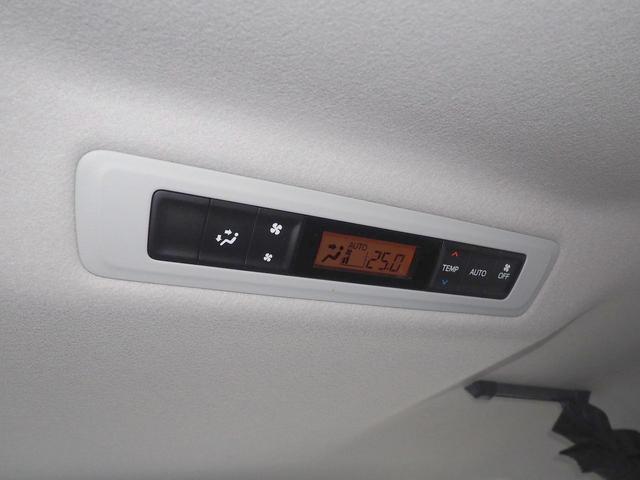 ノア ４ＷＤ　Ｘ　ＳＤナビ　バックカメラ　両側電動ドア　７人乗り　スマートキー　ＬＥＤライト　フォグランプ　１５インチアルミ　地デジＴＶ　Ｂｌｕｅｔｏｏｔｈ　ＤＶＤ　ＣＤ録音　横滑り防止ＶＳＣ　リアヒーター　純正エンジンスターター　フロントガラス熱線　ＥＴＣ　禁煙車（22枚目）