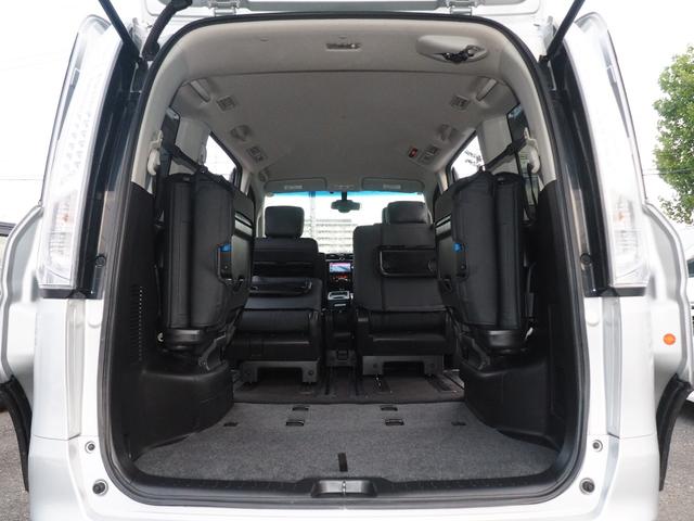 セレナ ４ＷＤ　後期　２０Ｘ　地デジＳＤナビ　バックカメラ　電動ドア　新品黒革仕様　スマートキー　８人乗り　フォグランプ　右側オートクロージャードア　ＵＳＢオーディオ　ＳＤ　ＣＤ　クルコン　衝突軽減ブレーキ　レーンアシスト　横滑り防止　ｉ－ＳＴＯＰ　リアヒーター　ＥＴＣ（15枚目）