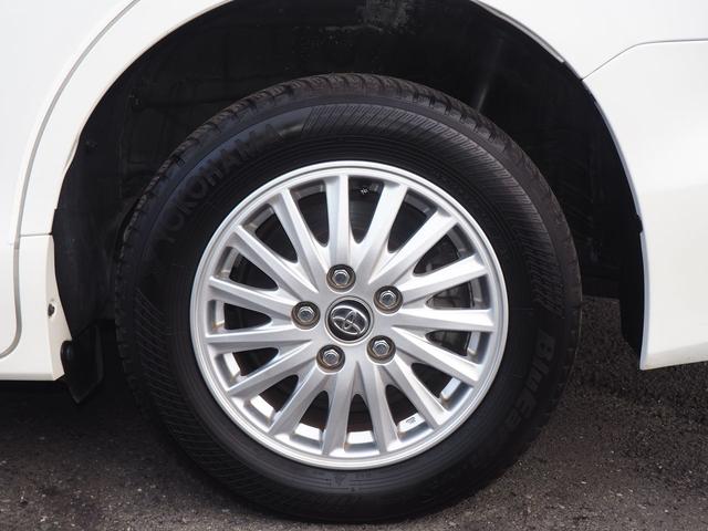 ヴォクシー ハイブリッドＸ　ＳＤナビ　ＡＬＰＩＮＥモニター　電動ドア　スマートキー　７人　ＬＥＤライト　純正１５インチアルミ　地デジＴＶ　Ｂｌｕｅｔｏｏｔｈ　ＤＶＤ　ＣＤ録音　ＳＤ　ＥＴＣ　バックカメラ　フロントコーナーセンサー　横滑り防止　ＴＲＣ　関東１オーナー　禁煙（27枚目）