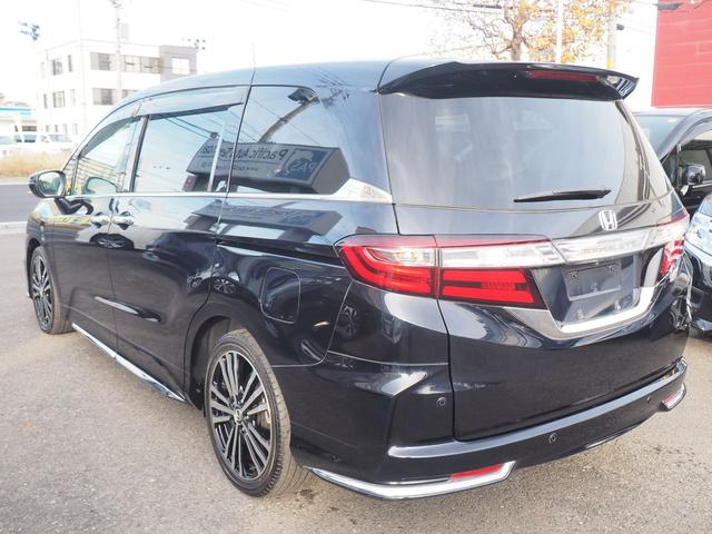 オデッセイ アブソルート　純正ナビ　フリップダウンモニター　両側電動ドア　７人　スマートキー　ハーフレザーシート　ＬＥＤライト　純正１８インチアルミ　Ｂｌｕｅｔｏｏｔｈ　ＨＤＭＩ　ＵＳＢ　ＤＶＤ　全周囲カメラ　クルコン　衝突軽減ブレーキ　横滑り防止　ＥＴＣ　名古屋仕入　禁煙（9枚目）