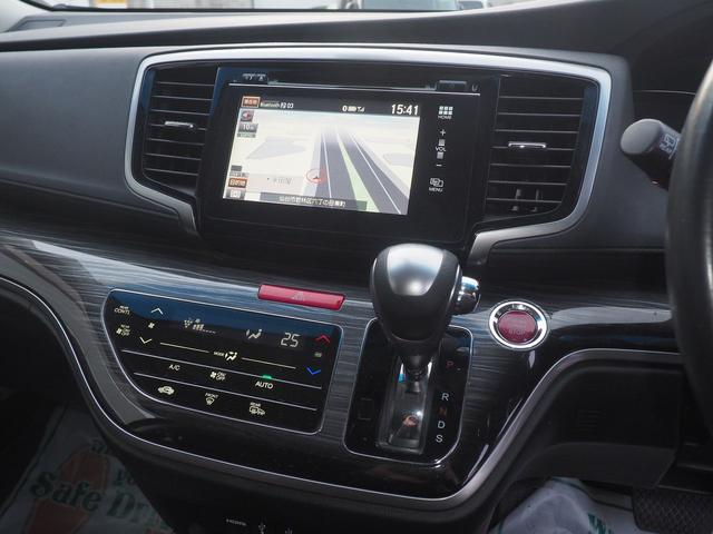 オデッセイ アブソルート　純正ナビ　フリップダウンモニター　両側電動ドア　７人　スマートキー　ハーフレザーシート　ＬＥＤライト　純正１８インチアルミ　Ｂｌｕｅｔｏｏｔｈ　ＨＤＭＩ　ＵＳＢ　ＤＶＤ　全周囲カメラ　クルコン　衝突軽減ブレーキ　横滑り防止　ＥＴＣ　名古屋仕入　禁煙（16枚目）