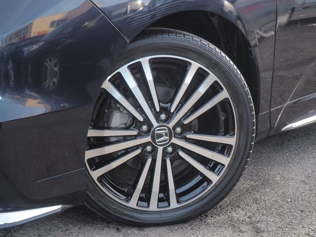 オデッセイ アブソルート　純正ナビ　フリップダウンモニター　両側電動ドア　７人　スマートキー　ハーフレザーシート　ＬＥＤライト　純正１８インチアルミ　Ｂｌｕｅｔｏｏｔｈ　ＨＤＭＩ　ＵＳＢ　ＤＶＤ　全周囲カメラ　クルコン　衝突軽減ブレーキ　横滑り防止　ＥＴＣ　名古屋仕入　禁煙（26枚目）