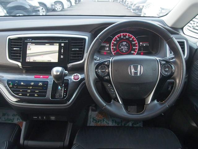 オデッセイ アブソルート　純正ナビ　フリップダウンモニター　両側電動ドア　７人　スマートキー　ハーフレザーシート　ＬＥＤライト　１８インチアルミ　Ｂｌｕｅｔｏｏｔｈ　ＨＤＭＩ　ＵＳＢ　ＤＶＤ　バックカメラ　クルコン　衝突軽減ブレーキ　横滑り防止　ｉ－Ｓｔｏｐ　ＥＴＣ　禁煙車（11枚目）